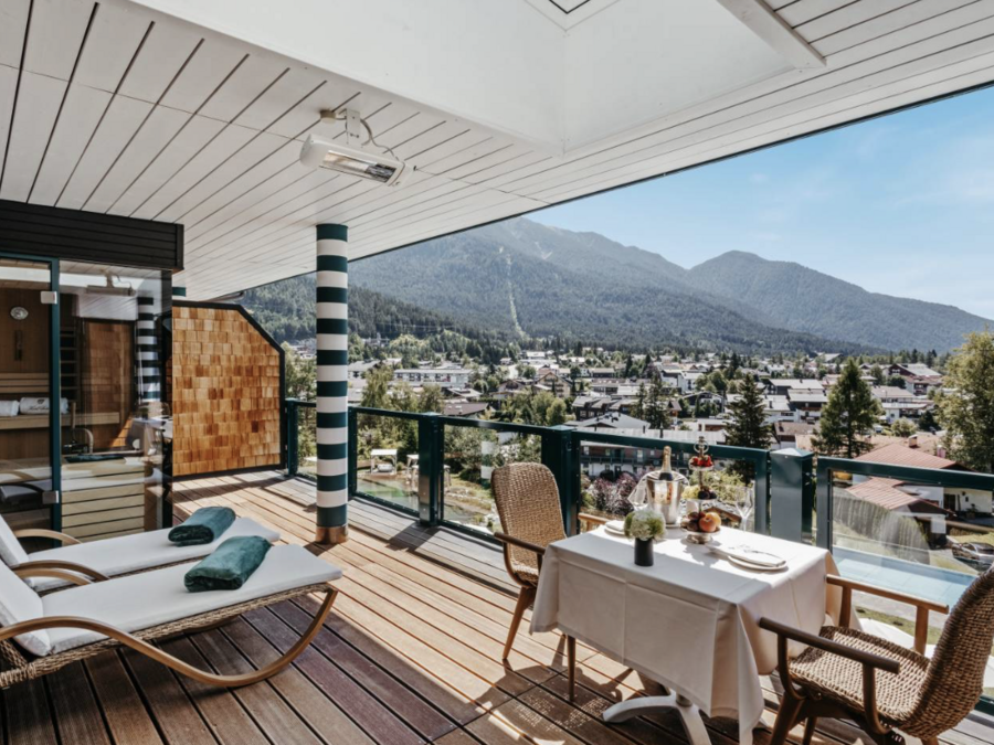 Signature Suite